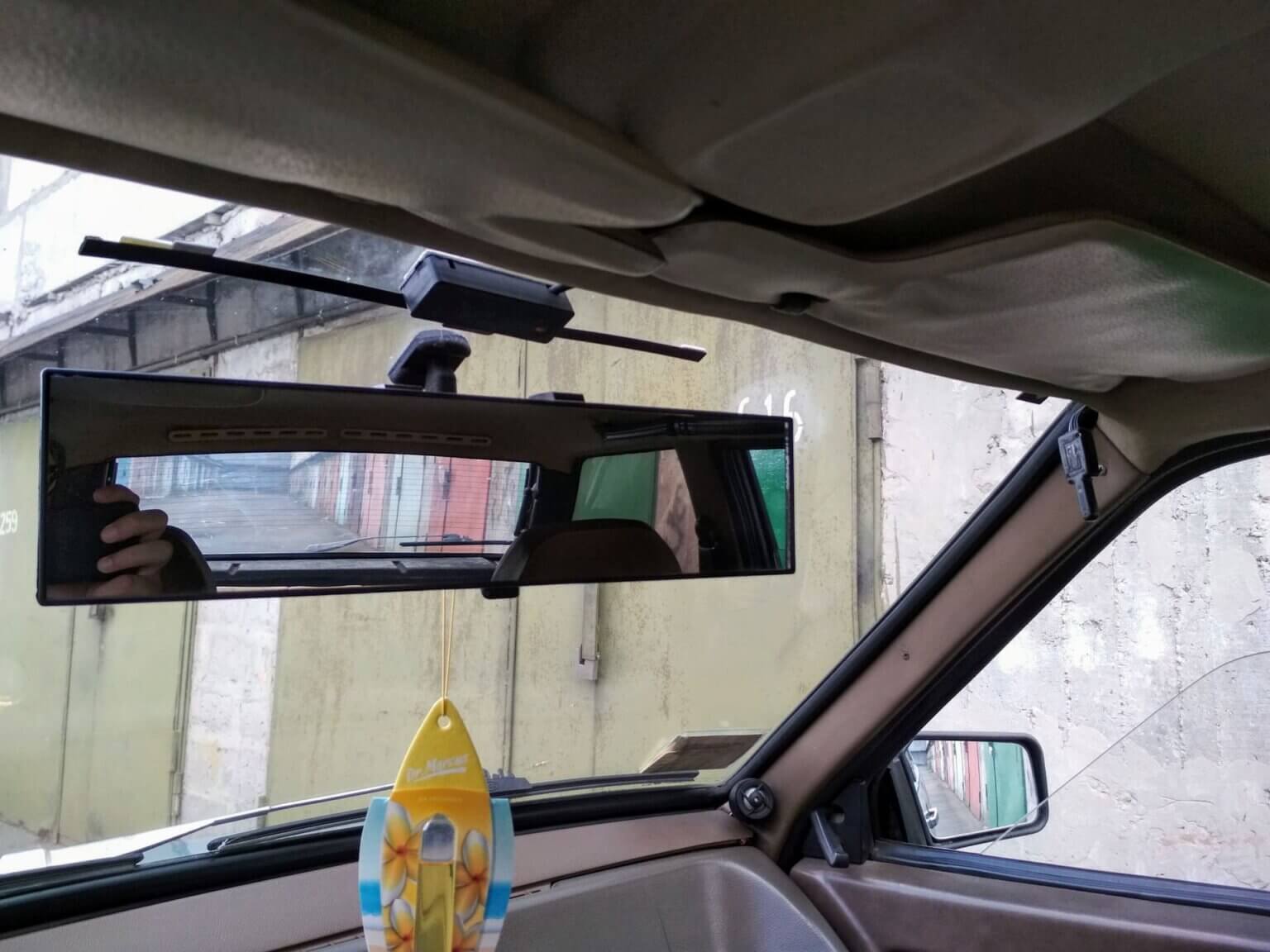 дзеркало заднього виду