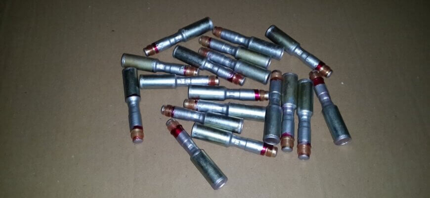 Яку функцію виконують піропатрони для подушок безпеки та як вони працюють