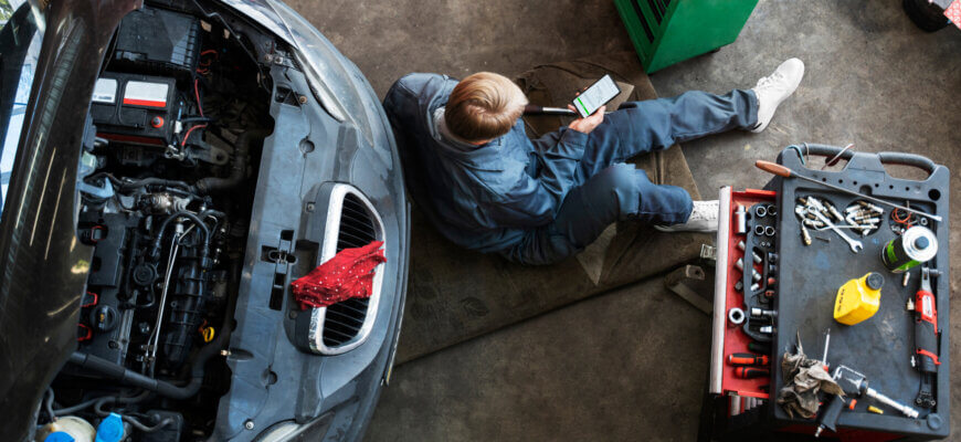 Надійні запчастини та ремкомплекти для безперебійної роботи техніки