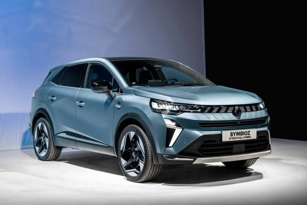 Обзор Renault Symbioz 2026: цены, комплектации и стоит ли он внимания
