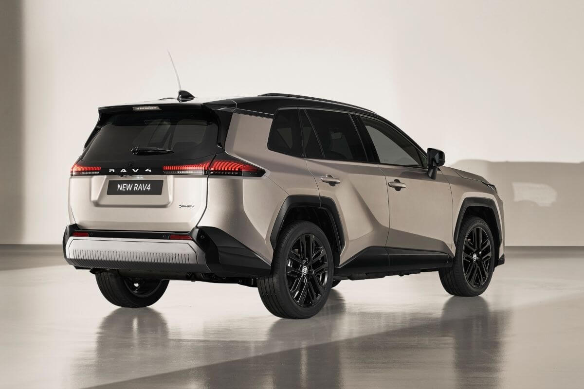 Toyota RAV4 2026